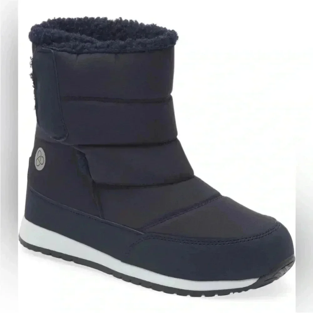 New in Box ZELLA Quilted Fleece Lined Winter Snow & Rain Boot Navy Big Kid Sz 3